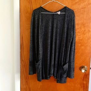 Black cardigan with pockets